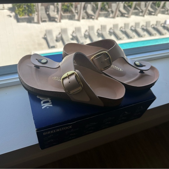 Birkenstock Gizeh Big Buckle Natural Leather Sandals - Cream - Picture 6 of 8